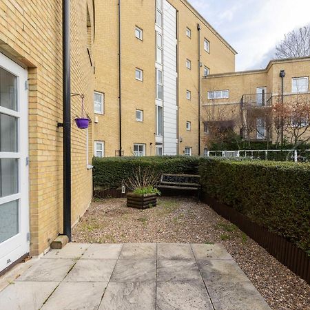 The Canada Water Apartments Londra Exterior foto